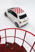 Abarth 500 esseesse 2009 года (UK)